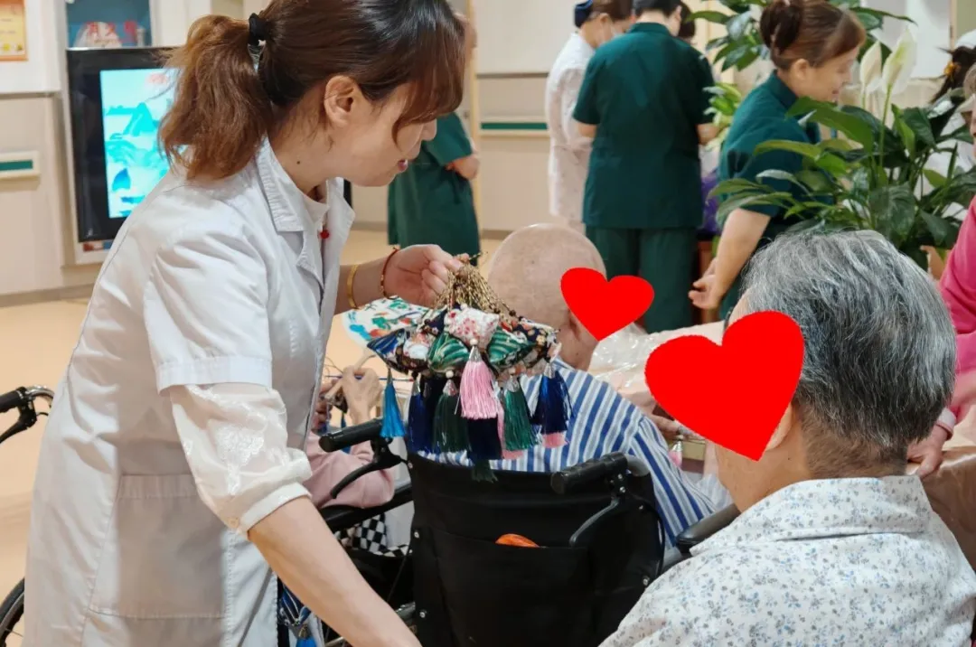 粽叶飘香,安康相随 丨杭州顾连上塘医院组织端午节活动 粽叶飘香,安康相随 丨杭州顾连上塘医院组织端午节活动